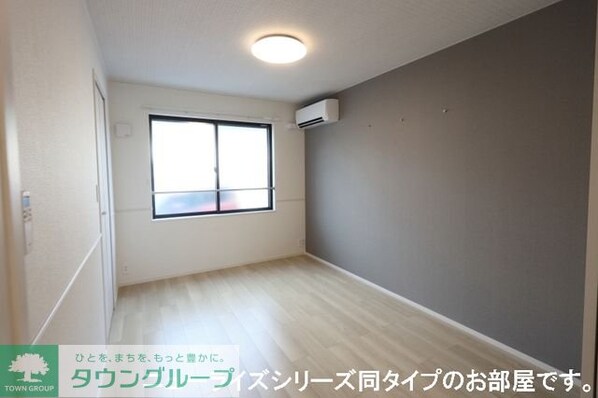 クレイドル下斎田Aの物件内観写真